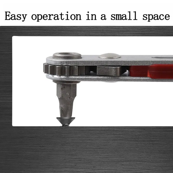 Biaxial front/reverse multifunctional screwdriver - combines an elbow flat-head wrench, cross and slotted heads.